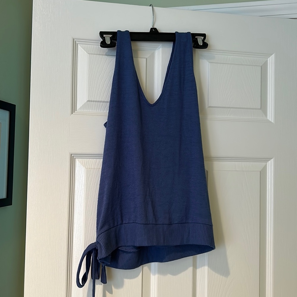 Navy blue Gap tank top